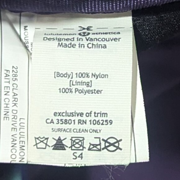 Lululemon Urban Yogini Messenger Bag in Royal Purple - Picture 14 of 16